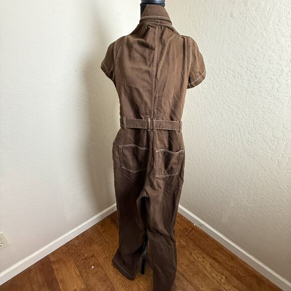 Reformation Jeans Brown Utility Jumpsuit Short Sleeve Zip Front Belted Size 0 - Picture 2 of 4
